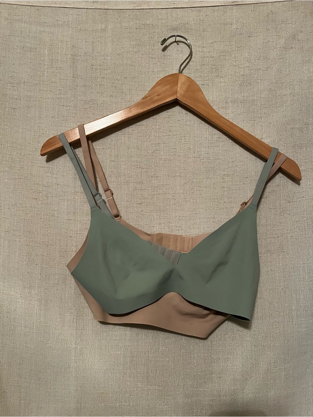 Seamless Set of 2 Bralette - Sage Green & Taupe Size L/XL
